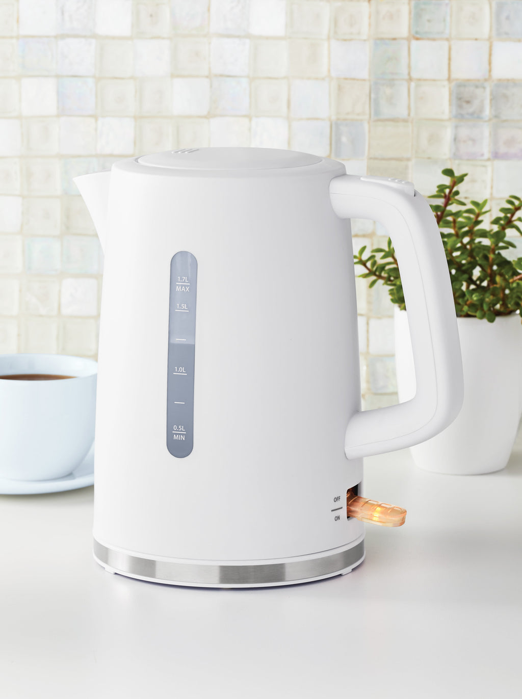 1.7L Electric Kettle – Fast Boil with Auto Shut-Off